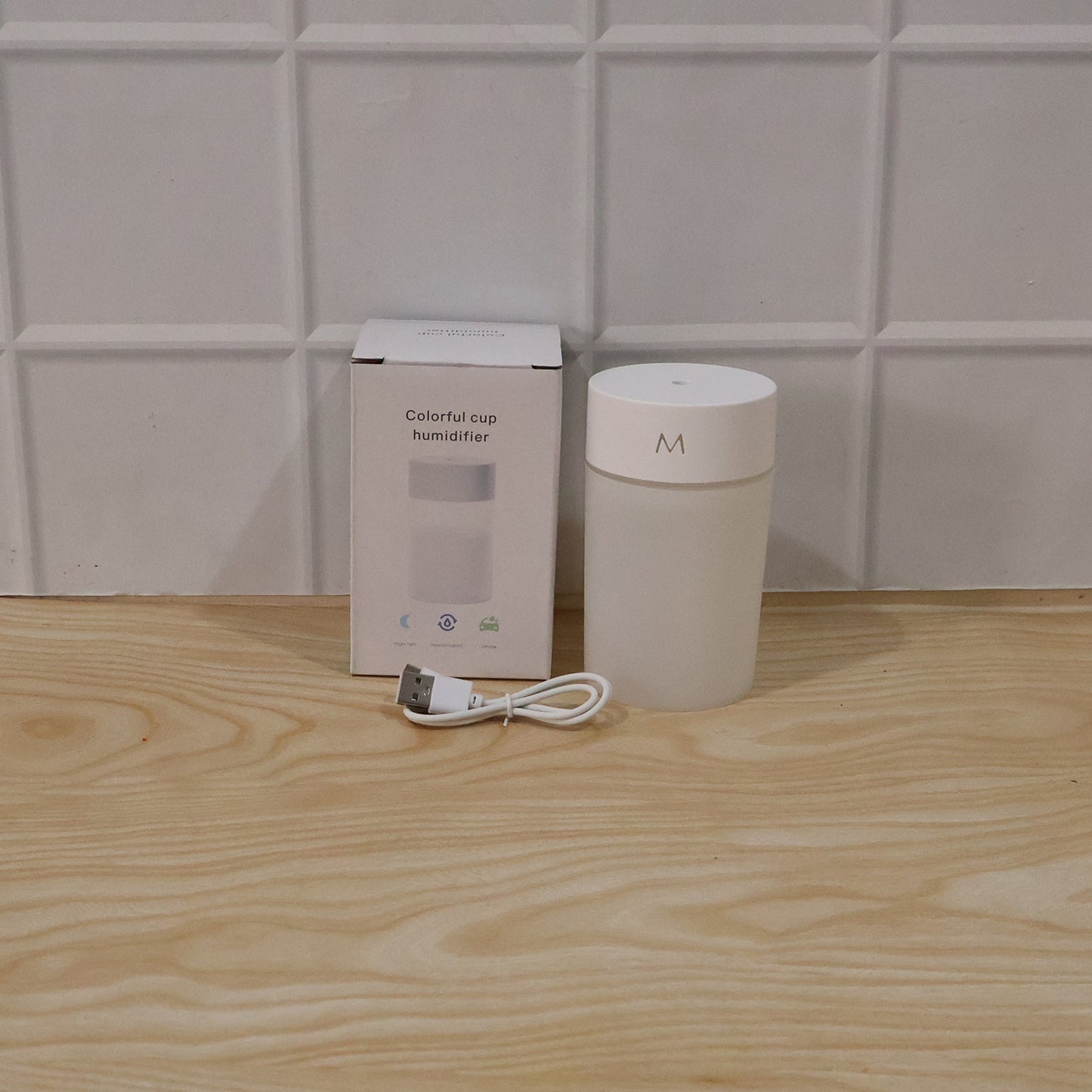 Mini Portable Usb Humidifier Cool Mist Desktop Air Diffuser With Light (1 Pc)